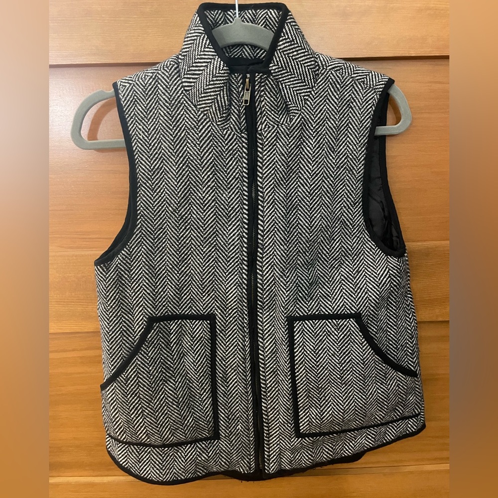 Black and White Vest size Small